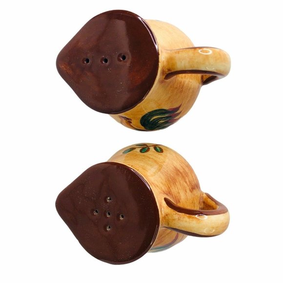 Pennsbury Pottery Red Rooster Salt and Pepper Shak - Picture 11 of 12